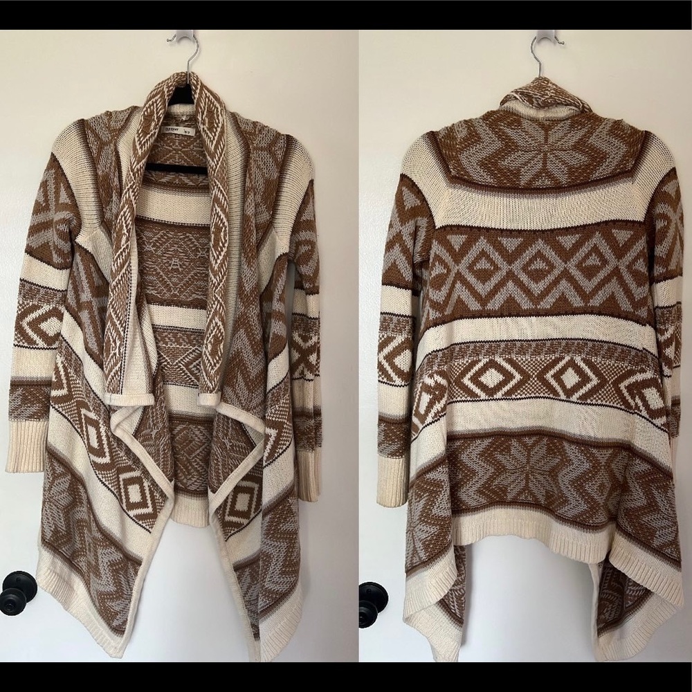 Old Navy Cable Knit Cardigan